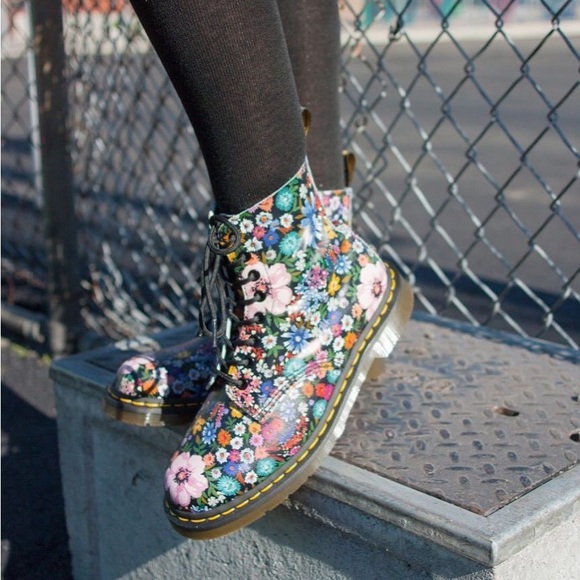 Dr. Martens 1460 Floral Mashup Boot - Picture 9 of 9